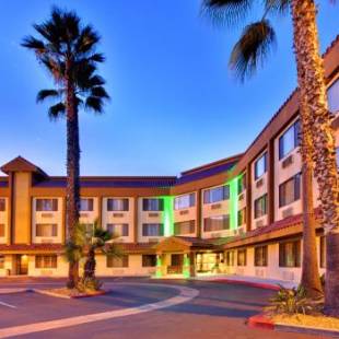 Фотографии гостиницы
Holiday Inn La Mesa, an IHG Hotel