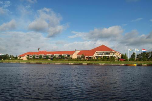Фотография гостиницы Van der Valk Hotel Emmeloord