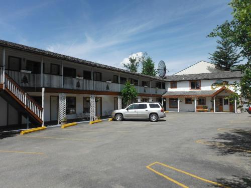 Фотография мотеля Cedar Motel