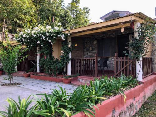 Фотография мини отеля EMERALD TRAIL BHIMTAL