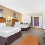 Фотография гостиницы Days Inn by Wyndham Phenix City Near Fort Benning