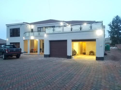 Фотография мини отеля The White House Lodge