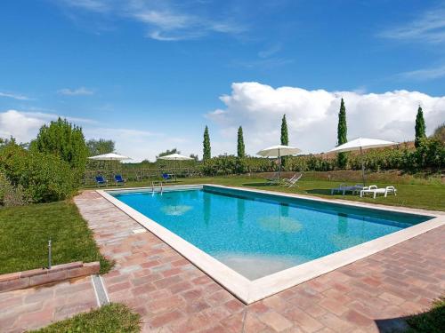 Фотографии гостевого дома
Sprawling Holiday Home in Sarteano with Swimming Pool