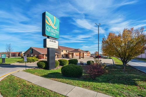 Фотография гостиницы Quality Inn Carbondale University area