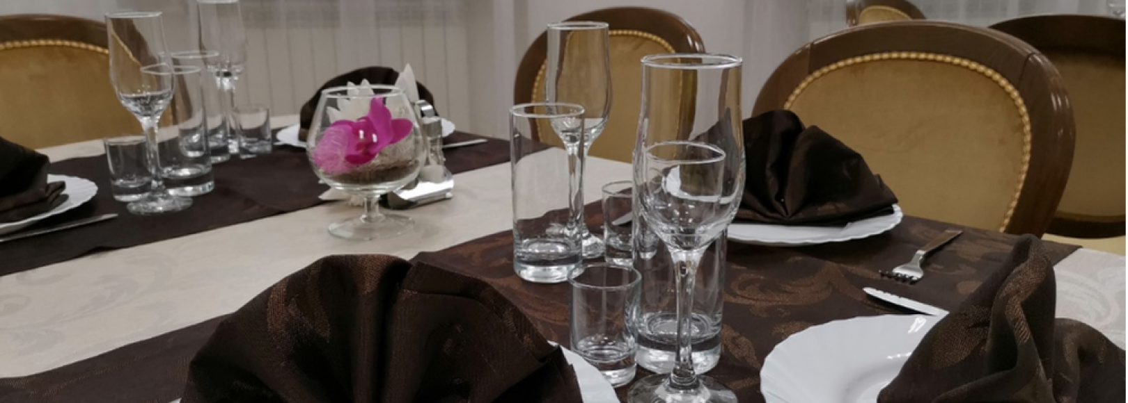 Фотография банкетного зала Главный банкетный зал ДК Железнодорожников