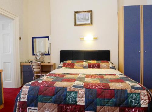 Фотография гостиницы OYO Boston Court Hotel