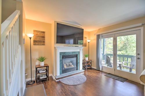 Фотография гостевого дома Lake Placid Home with Grill 9 Mi to Whiteface Mtn!