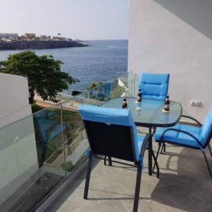 Фотографии гостевого дома
CHALET with SEA views and free Parking