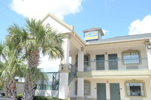 Фотография мотеля Scottish Inn and Suites NRG Park/Texas Medical Center - Houston