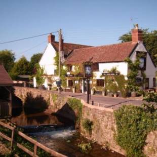 Фотографии мини отеля
The White Horse Inn