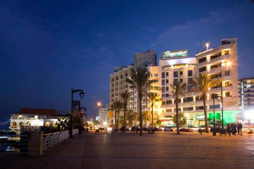 Фотография гостиницы Bayview Hotel Beirut