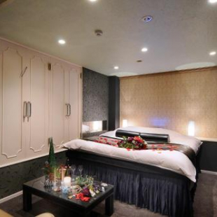 Фотография мини отеля Hotel Blanc Chapel Christmas Sakai (Adult Only)