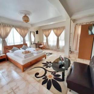 Фотографии мини отеля
Shakya House