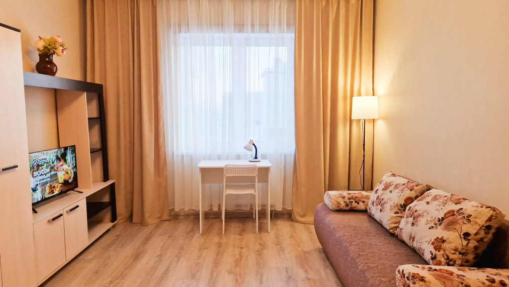 Фотография квартиры Апартаменты 2х Комнатная Солнечный 4 138