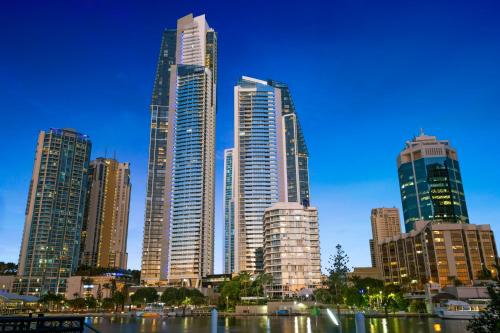 Фотография апарт отеля Holiday Holiday Circle On Cavill Apartments