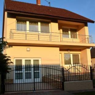 Фотографии гостевого дома
Molnár Vendégház