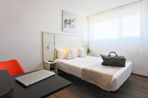 Фотографии апарт отеля
Park Wilson Airport