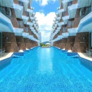 Фотографии гостиницы
The Beachfront Hotel Phuket