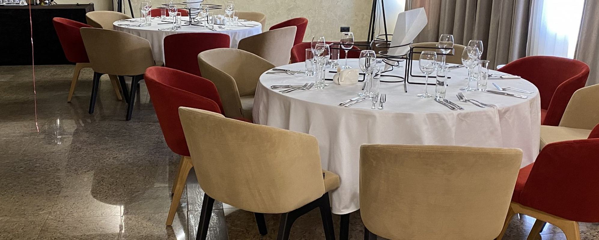 Фотографии банкетного зала Банкетная комната для частных праздников Венского кафе
