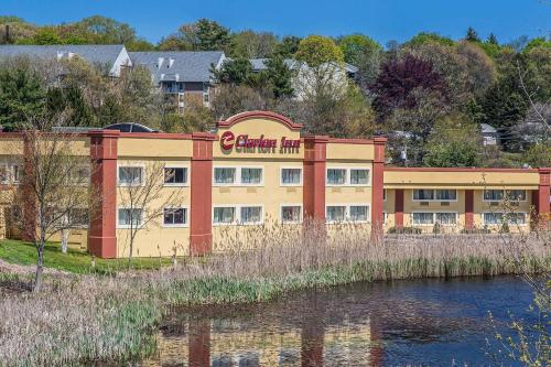 Фотография гостиницы Clarion Inn New London/ Mystic