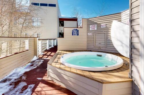 Фотография гостевого дома Watch Hill 216