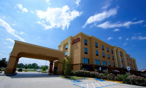 Фотография гостиницы Hampton Inn & Suites Tomball