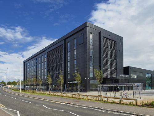 Фотография гостиницы Village Hotel Glasgow