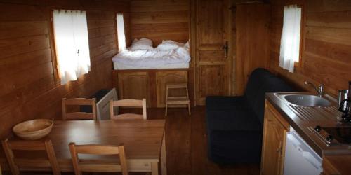 Фотография гостевого дома Propriete d'une chambre avec jardin clos a Villers Sur Mer a 1 km de la plage