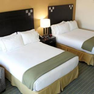 Фотографии гостиницы 
            Holiday Inn Express & Suites - Van Horn, an IHG Hotel