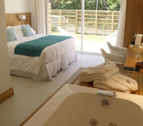 Фотография гостиницы Live Hotel Boutique (Adults only)