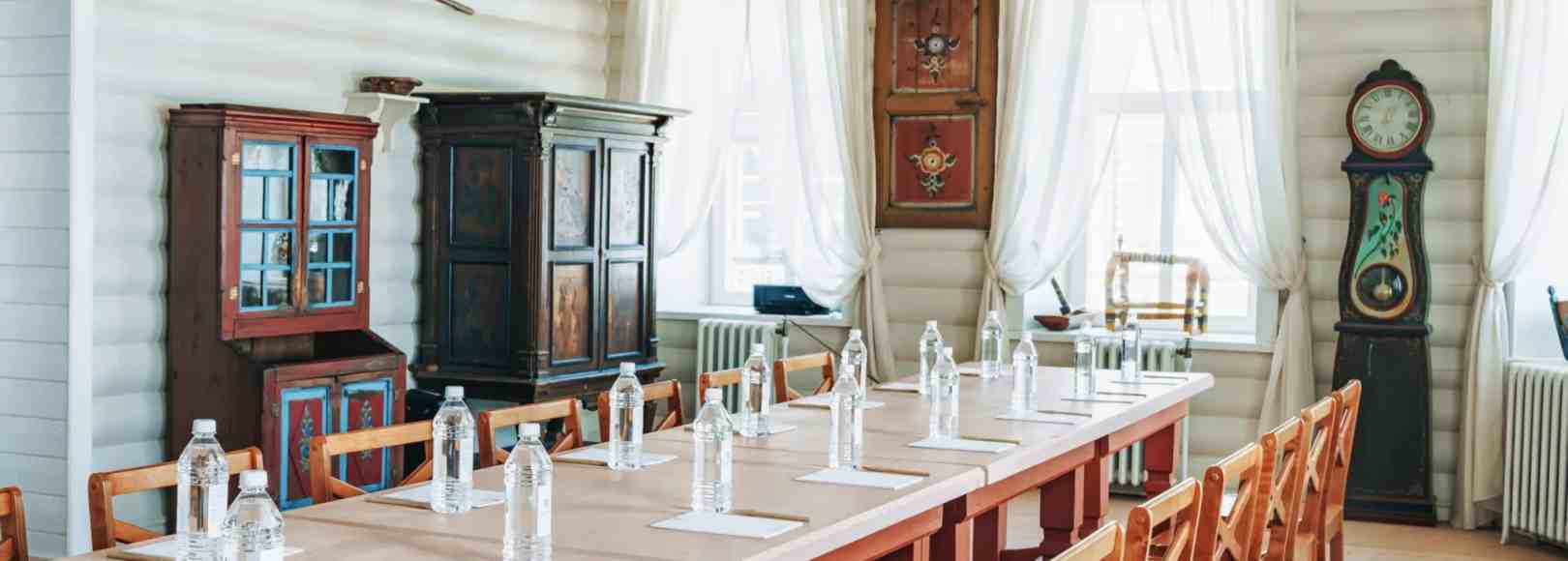 Фотография конференц-зала Бирюза