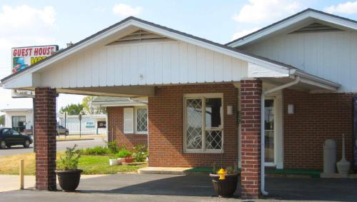 Фотография мотеля Luxury Inn Forrest City