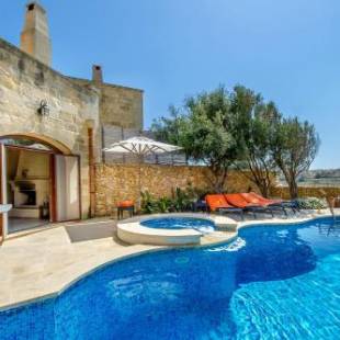 Фотографии гостевого дома 
            The Hamlet 2 Holiday Home