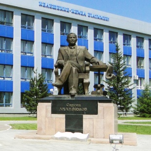 Фотография Памятник Сарсену Аманжолову