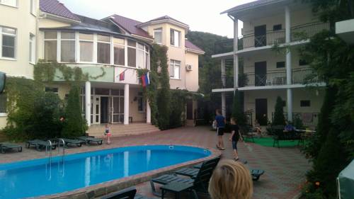 Фотографии гостевого дома
Селена