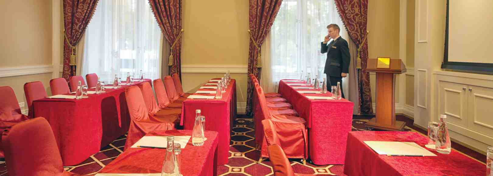 Фотография конференц-зала Достоевский