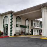 Фотография гостиницы Capital O - Classic Motor Inn Branson