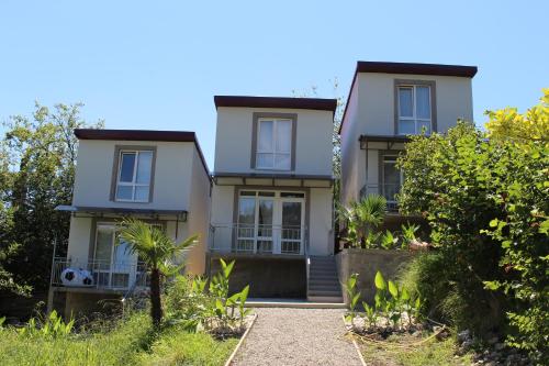 Фотографии гостевого дома
S.E.A Loo