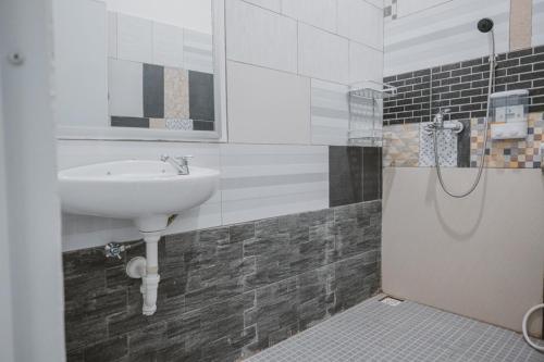 Фотография гостиницы RedDoorz near Plaza Botania 1 Batam