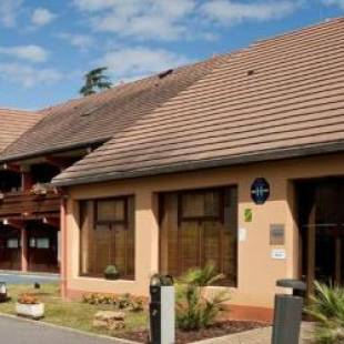 Фотографии гостиницы 
            Campanile Nantes ~ Rezé Aéroport