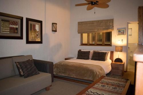 Фотография гостевого дома Legend Safaris - Kruger Park Lodge 257B