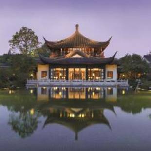 Фотографии гостиницы
Four Seasons Hotel Hangzhou at West Lake
