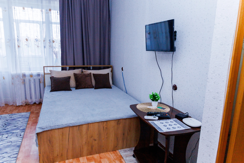 Фотография квартиры Квартира Просторная двухкомнатная квартира в спальном районе