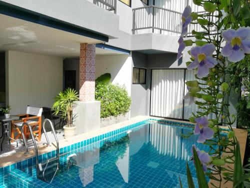 Фотография гостиницы The Umbrella House - SHA Extra Plus