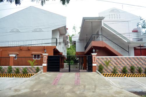 Фотография мини отеля Ashley and Bill's Suites 'N Garden Hotel and Vacation Homes