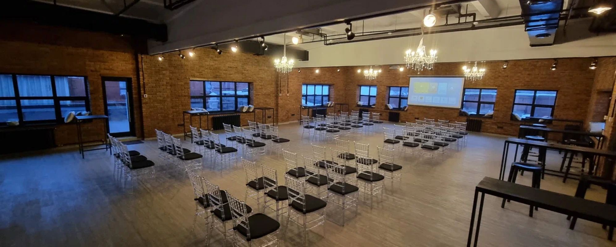 Фотографии лофта LOFT POR﻿T 365