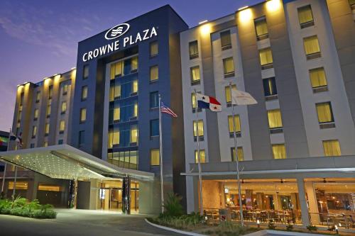 Фотография гостиницы Crowne Plaza Airport, an IHG Hotel