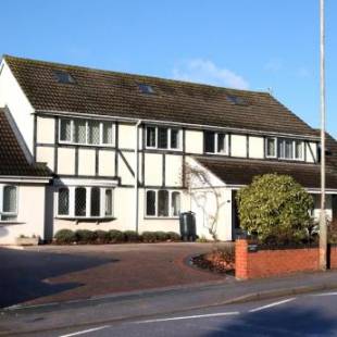 Фотографии мини отеля
Highworth House