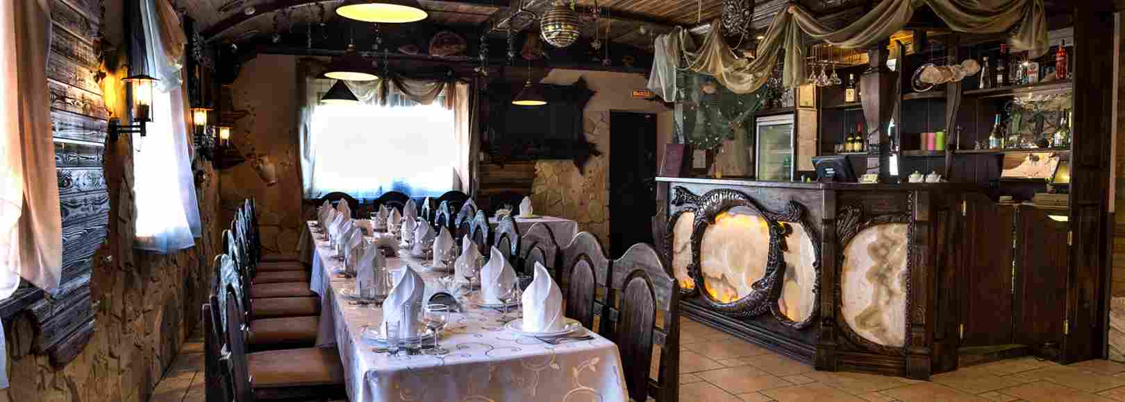 Фотография банкетного зала 20-й Меридиан