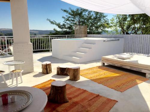 Фотография гостевого дома Les Suites